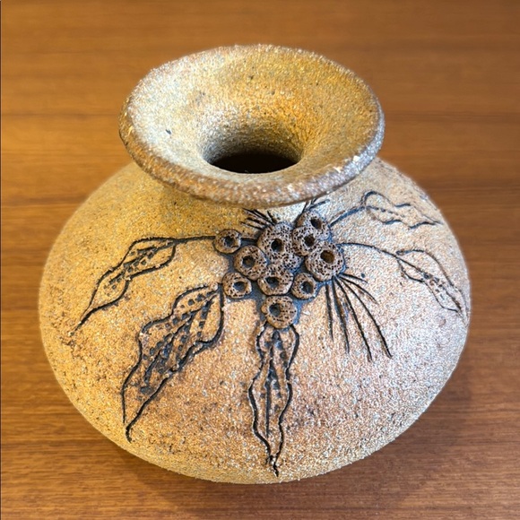 Artistic Textured Vase with Floral Design - Picture 9 of 9